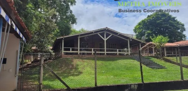 Fazenda / Sítio / Chácara com 3 Quartos à venda, 321m² no Parque Santa Márcia, Votorantim