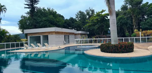 Casa de Condomínio com 4 Quartos para venda ou aluguel, 208m² no Ubatiba, Maricá
