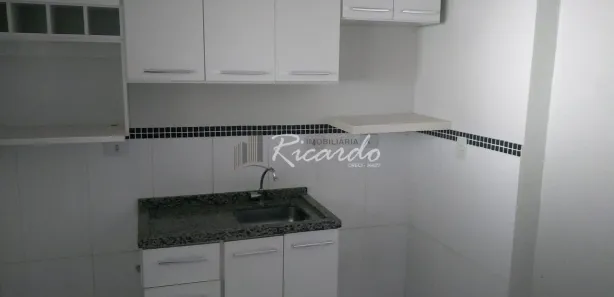 Conjunto Comercial / Sala para alugar, 92m² no Centro, Arapongas