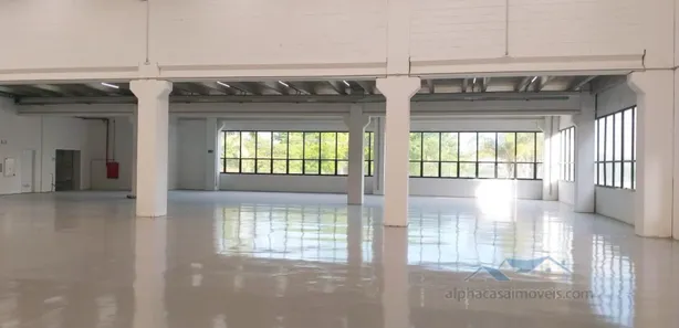 Galpão / Depósito / Armazém para alugar, 2210m² no Tamboré, Barueri