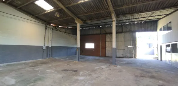 Galpão / Depósito / Armazém à venda, 355m² no Barra do Rio Cerro, Jaraguá do Sul