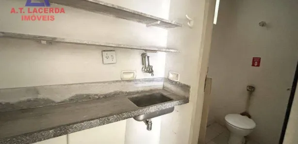 Loja / Salão / Ponto Comercial à venda, 94m² no Centro, Montes Claros