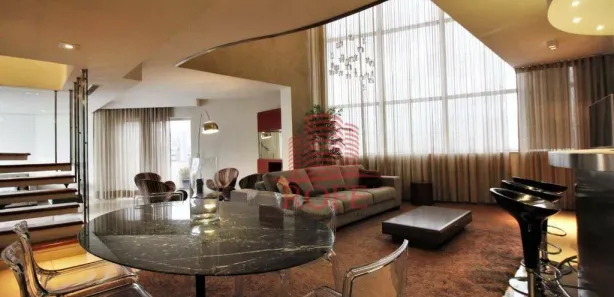 Cobertura com 2 Quartos para alugar, 210m² no Cidade Monções, São Paulo