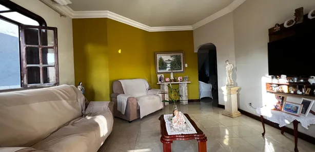 Casa de Vila com 4 Quartos à venda, 220m² no Piatã, Salvador