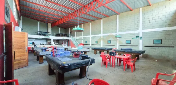 Galpão / Depósito / Armazém à venda, 218m² no Manoel Valinhas, Divinópolis