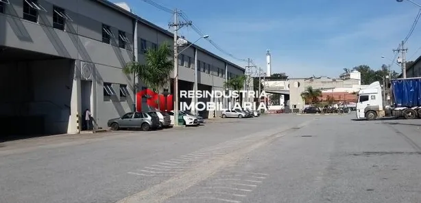 Galpão / Depósito / Armazém para alugar, 889m² no Santa Fé, Osasco