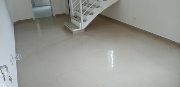 Sobrado com 2 Quartos para alugar, 80m² no Enseada, Guarujá