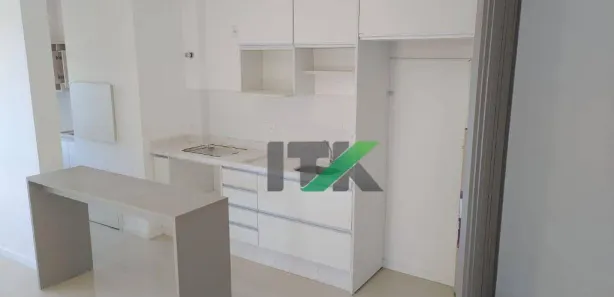 Apartamento com 2 Quartos para alugar, 65m² no Tabuleiro, Camboriú