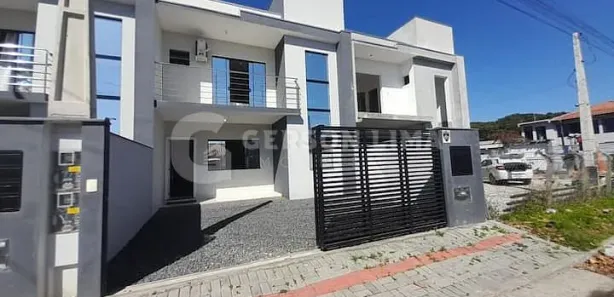 Casa com 2 Quartos à venda, 80m² no Armação, Penha