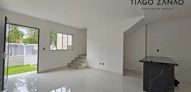 Casa com 3 Quartos à venda, 115m² no São Patrício, Serra