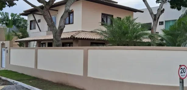 Casa de Condomínio com 4 Quartos para alugar, 130m² no Busca Vida (Abrantes), Camaçari