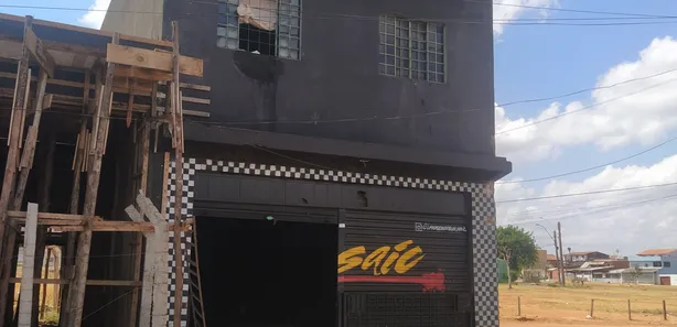 Prédio Inteiro com 1 Quarto à venda, 50m² no Samambaia Sul, Brasília