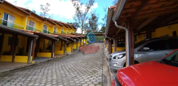 Sobrado com 2 Quartos à venda, 68m² no Jardim Dayse, Ferraz de Vasconcelos