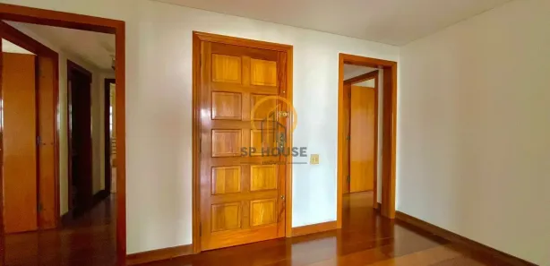 Apartamento com 4 Quartos para alugar, 250m² no Santo Amaro, São Paulo