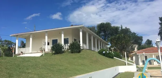Fazenda / Sítio / Chácara com 5 Quartos à venda, 3700m² no Centro, Mairinque