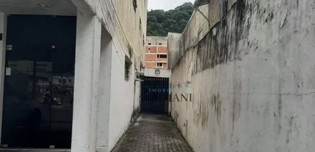 Prédio Inteiro para alugar, 193m² no Pitangueiras, Guarujá