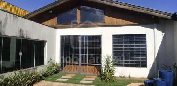 Loja / Salão / Ponto Comercial à venda, 200m² no Chácara Braz Miraglia, Jaú