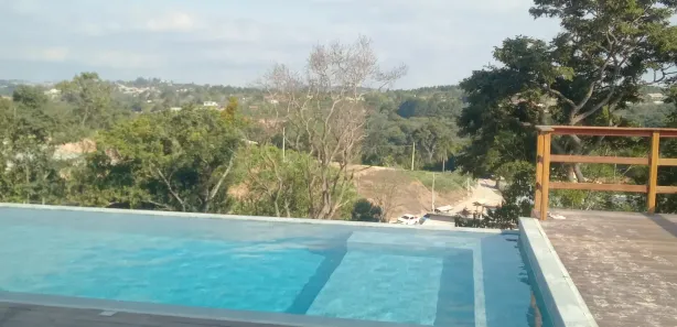 Fazenda / Sítio / Chácara com 3 Quartos à venda, 1000m² no , Mairinque
