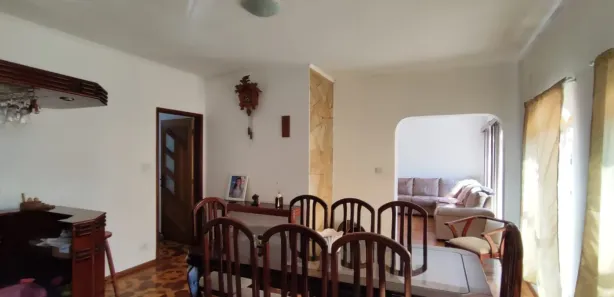 Sobrado com 4 Quartos à venda, 200m² no Centro, Mairinque