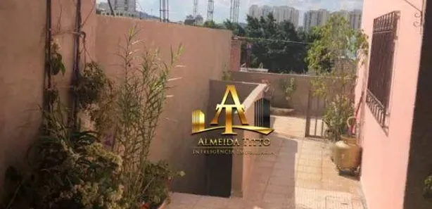 Casa com 2 Quartos para alugar, 91m² no Jardim dos Camargos, Barueri