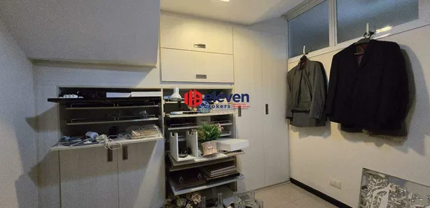 Fazenda / Sítio / Chácara com 5 Quartos à venda, 274m² no Embaré, Santos