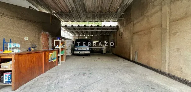 Galpão / Depósito / Armazém para alugar, 120m² no Paineira, Teresópolis