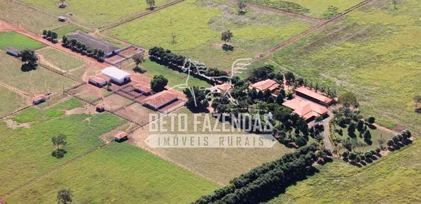 Fazenda / Sítio / Chácara à venda, 48400000m² no Centro, Formosa