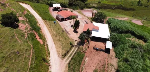 Fazenda / Sítio / Chácara com 2 Quartos à venda, 120m² no , Redenção da Serra