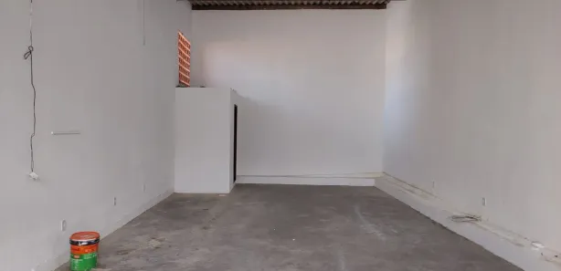 Galpão / Depósito / Armazém para alugar, 70m² no Centro, São Pedro da Aldeia
