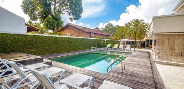 Casa de Condomínio com 9 Quartos à venda, 584m² no Jardim Acapulco, Guarujá