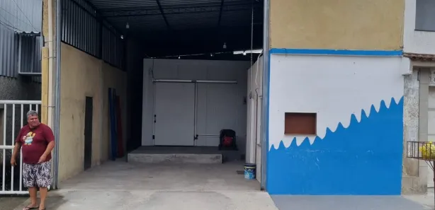 Galpão / Depósito / Armazém para alugar, 96m² no Marambaia, São Gonçalo