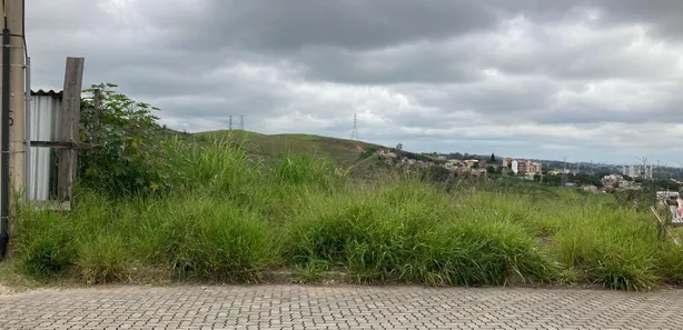 Terreno / Lote / Condomínio à venda, 566m² no Jardim Amália, Volta Redonda