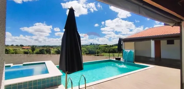 Fazenda / Sítio / Chácara com 7 Quartos à venda, 280m² no , Araçoiaba da Serra