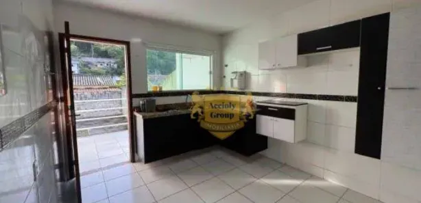 Casa com 2 Quartos para alugar, 240m² no Engenho do Mato, Niterói