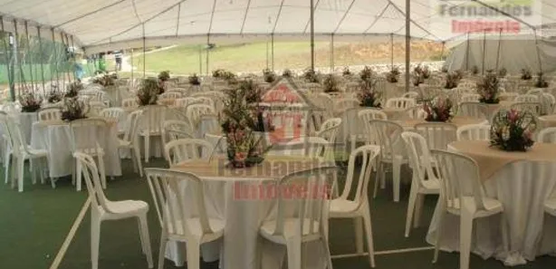 Prédio Inteiro à venda, 420m² no Jardim Meny, São Roque