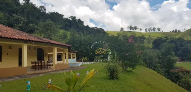 Fazenda / Sítio / Chácara com 2 Quartos à venda, 200m² no Vicente Nunes, Nazaré Paulista