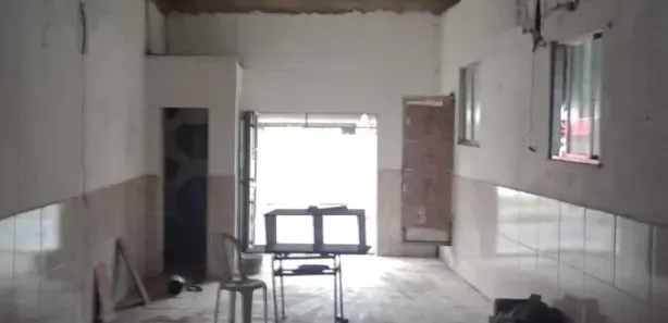Loja / Salão / Ponto Comercial com 2 Quartos à venda, 170m² no Pilar, Duque de Caxias