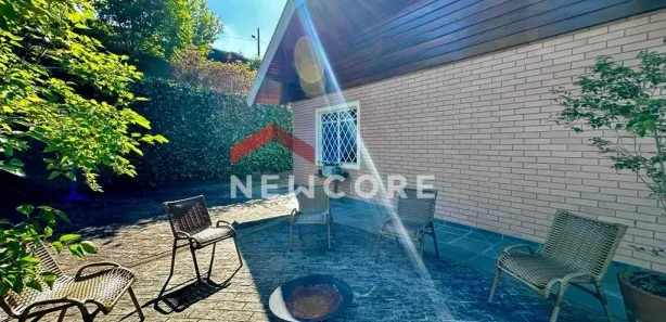 Casa de Condomínio com 4 Quartos à venda, 170m² no Vale Encantado, Campos do Jordão