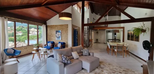 Casa de Condomínio com 4 Quartos à venda, 280m² no Badu, Niterói
