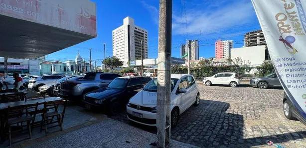 Loja / Salão / Ponto Comercial à venda, 261m² no Petrópolis, Natal