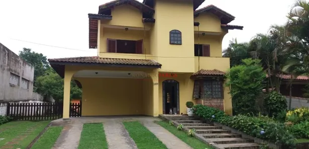 Sobrado com 4 Quartos à venda, 300m² no Loteamento Chacara Parque Oriente, Embu-Guaçu