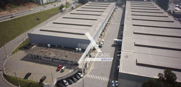 Galpão / Depósito / Armazém para alugar, 2610m² no Jardim Itaquiti, Barueri