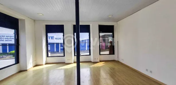Prédio Inteiro à venda, 274m² no Centro, Itatiba