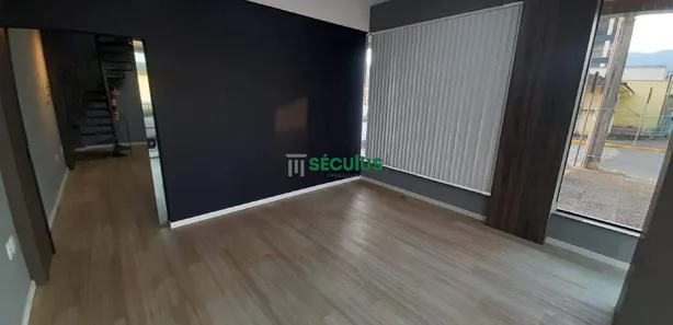 Conjunto Comercial / Sala para alugar, 97m² no Centro, Jaraguá do Sul