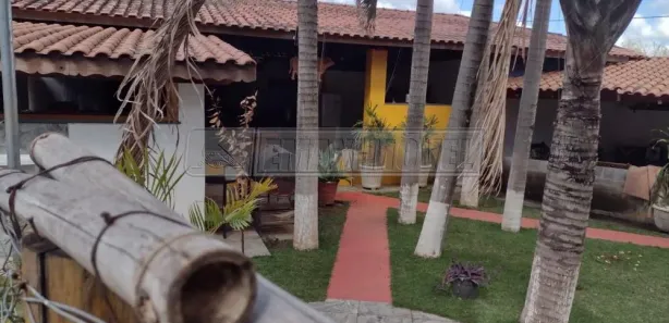 Fazenda / Sítio / Chácara com 3 Quartos à venda, 400m² no Jardim Archila, Votorantim