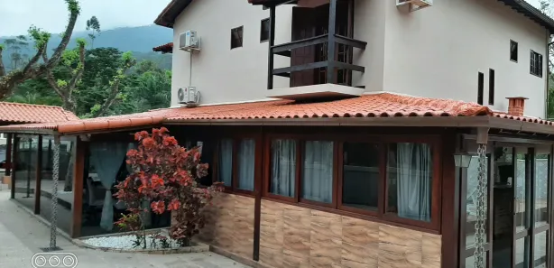 Casa de Condomínio com 4 Quartos à venda, 300m² no Caneca Fina, Guapimirim