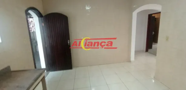 Casa com 2 Quartos para alugar, 100m² no Jardim Aliança, Guarulhos
