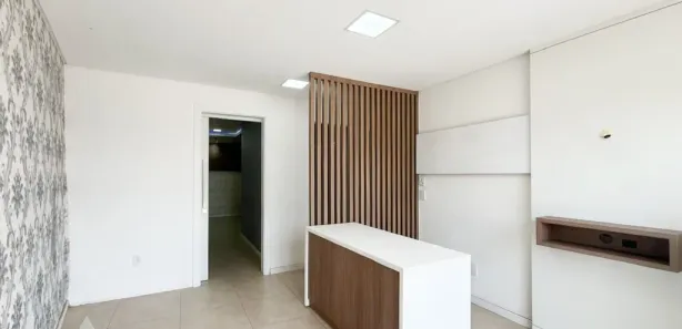 Conjunto Comercial / Sala para alugar, 65m² no Água Verde, Blumenau