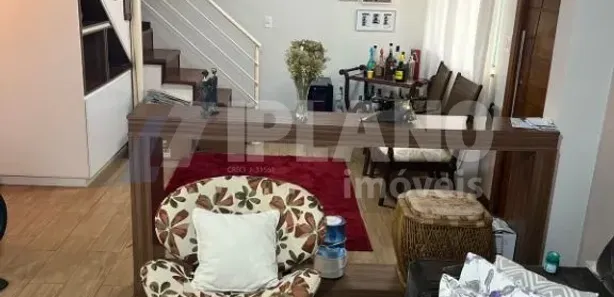 Sobrado com 4 Quartos à venda, 277m² no Centro, Araraquara
