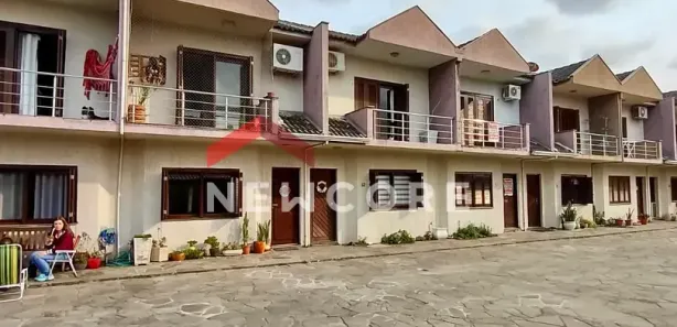 Sobrado com 3 Quartos à venda, 106m² no Niterói, Canoas